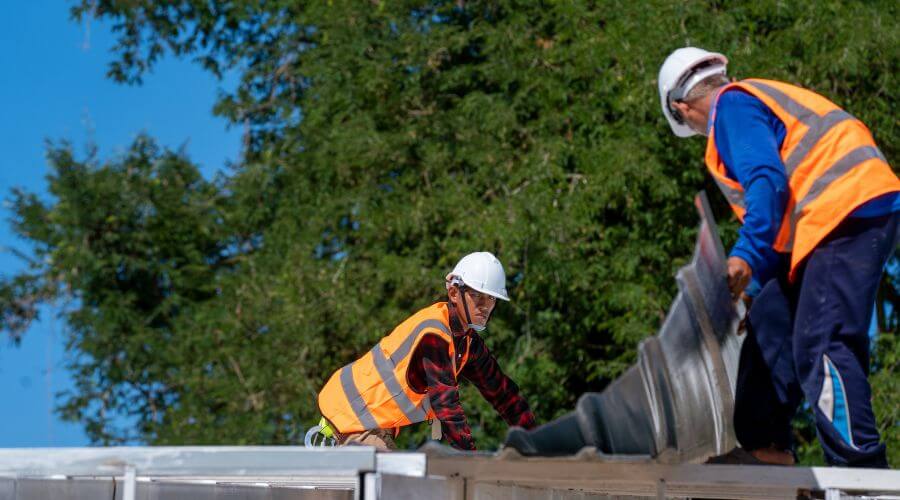 Expert top industrial roofings services in Montreal, MO